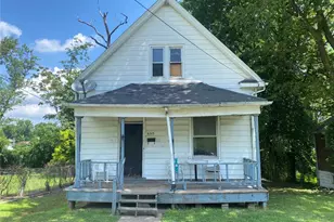 6213 Westerhoff Ave, Saint Louis, MO 63121 - Photo 1