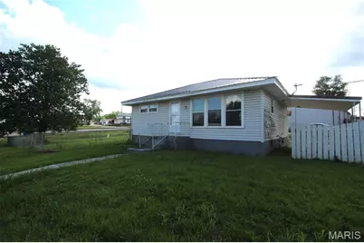 104 N Vandervoot Street, Desloge, MO 63601 - Photo 4