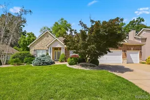 5532 Wooded Creek Dr, O'Fallon, MO 63304 - Photo 2