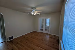 20 Derhake Rd, Saint Louis, MO 63031 - Photo 4