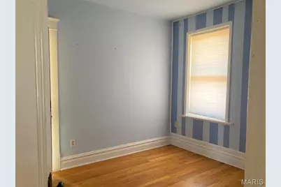 5027 Sutherland Avenue, Saint Louis, MO 63109 - Photo 8