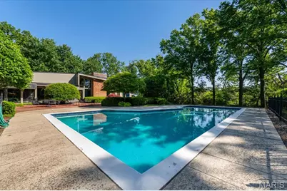 50 Creekwood Lane, Saint Louis, MO 63124 - Photo 10