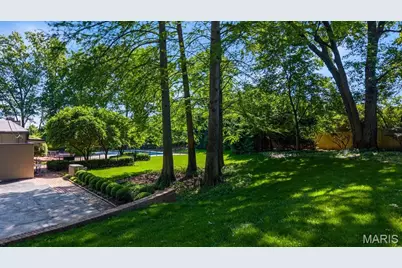 50 Creekwood Lane, Saint Louis, MO 63124 - Photo 6