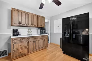 10338 St Henry Ln, Saint Ann, MO 63074 - Photo 14