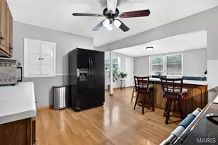 10338 St Henry Ln, Saint Ann, MO 63074 - Photo 12