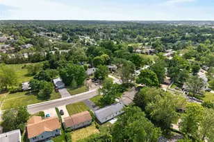 12131 McKelvey Rd, Maryland Heights, MO 63043 - Photo 34