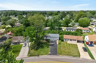 12131 McKelvey Rd, Maryland Heights, MO 63043 - Photo 32