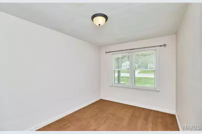1802 S New Florissant Road, Florissant, MO 63031 - Photo 20