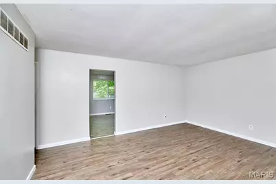 11970 Del Reo Court, Saint Louis, MO 63138 - Photo 6