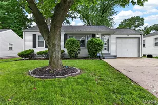 860 Loekes Dr, Florissant, MO 63031 - Photo 2