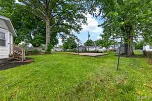 860 Loekes Dr, Florissant, MO 63031 - Photo 26