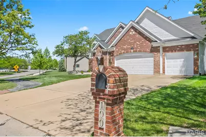 100 Elderberry Lane, Wildwood, MO 63040 - Photo 2