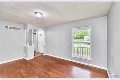 11879 Galba Drive, Florissant, MO 63033 - Photo 2