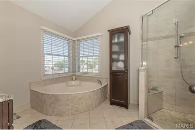 18133 Edgewood Circle, Wildwood, MO 63038 - Photo 62