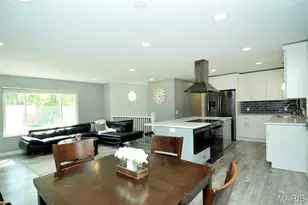 4921 Brockwood Dr, Saint Louis, MO 63128 - Photo 10