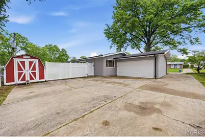 3175 Harness Drive, Florissant, MO 63033 - Photo 30