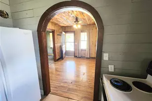 448 Armstrong Ave, Stoutland, MO 65567 - Photo 6