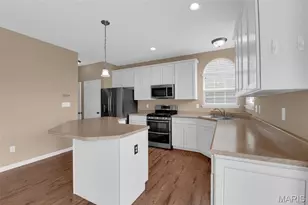 340 Cambridgeshire Ct, Saint Peters, MO 63376 - Photo 10