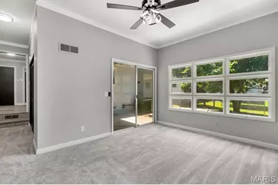 5 Manor Drive, Florissant, MO 63031 - Photo 28