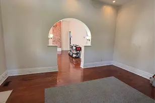 5252 Cote Brilliante Ave, Saint Louis, MO 63113 - Photo 2