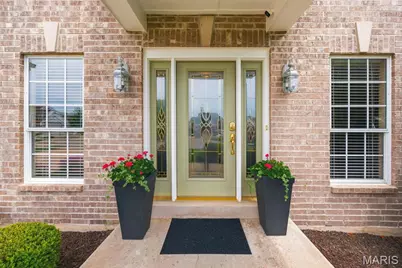 723 Hawk Run Drive, O'Fallon, MO 63368 - Photo 4