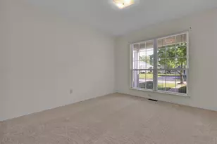 16005 Rose Wreath Ln, Florissant, MO 63034 - Photo 18
