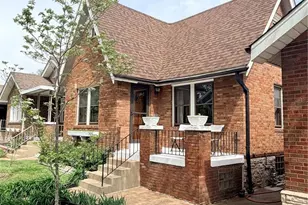3829 Burgen Ave, Saint Louis, MO 63116 - Photo 2