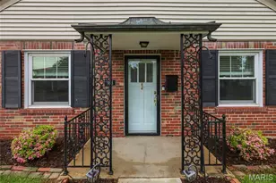 986 Glenbrook Ave, Glendale, MO 63122 - Photo 2
