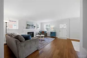 986 Glenbrook Ave, Glendale, MO 63122 - Photo 2