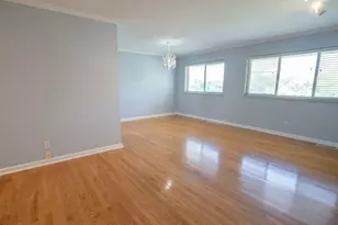 8631 Old Bonhomme Rd, Saint Louis, MO 63132 - Photo 6