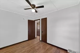 8819 May Ave, Jennings, MO 63136 - Photo 14