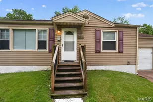 10428 Ashbrook Dr, Saint Louis, MO 63137 - Photo 2