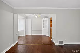 10428 Ashbrook Dr, Saint Louis, MO 63137 - Photo 12