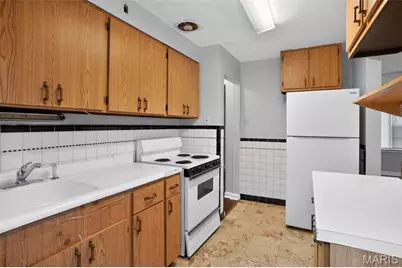10428 Ashbrook Drive, Saint Louis, MO 63137 - Photo 20
