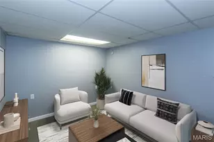 6564 Suson Woods Dr, Saint Louis, MO 63128 - Photo 6