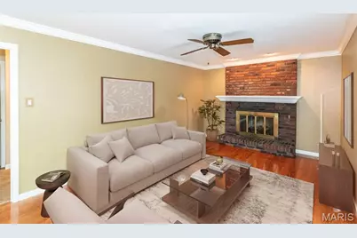 6564 Suson Woods Drive, Saint Louis, MO 63128 - Photo 12