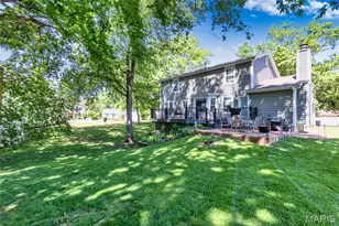 6564 Suson Woods Dr, Saint Louis, MO 63128 - Photo 10