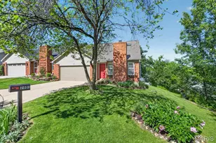 2401 Balaji Ct, Ballwin, MO 63011 - Photo 2