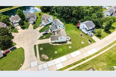 11 Hampshire Court, Lake Saint Louis, MO 63367 - Photo 56