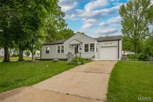 1140 Nectar Dr, Saint Louis, MO 63137 - Photo 2