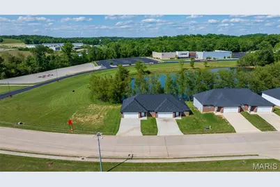 400 E Deerwood Drive, Jackson, MO 63755 - Photo 16