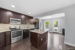 15565 Old Jamestown Rd, Florissant, MO 63034 - Photo 4