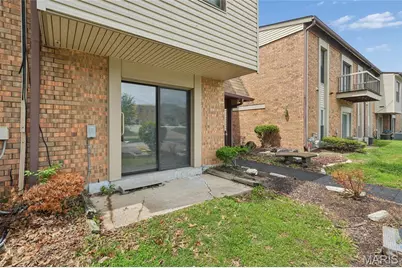 1279 Guelbreth Lane #207, Saint Louis, MO 63146 - Photo 1