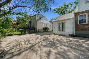 9 Berry Wood Dr, Glendale, MO 63122 - Photo 42