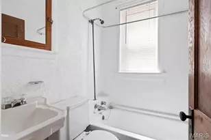 4148 Humphrey St, Saint Louis, MO 63116 - Photo 18