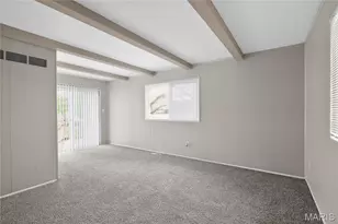 1012 Forestwood Dr, Saint Louis, MO 63135 - Photo 18