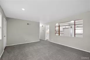 1012 Forestwood Dr, Saint Louis, MO 63135 - Photo 14
