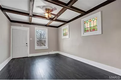 3915 Schiller Place, Saint Louis, MO 63116 - Photo 6