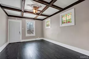 3915 Schiller Pl, Saint Louis, MO 63116 - Photo 6