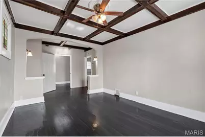 3915 Schiller Place, Saint Louis, MO 63116 - Photo 4